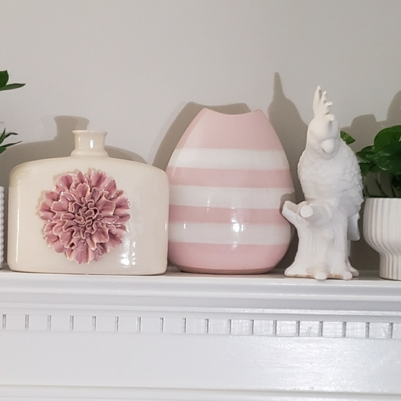 VASE - Picture 2 of 9